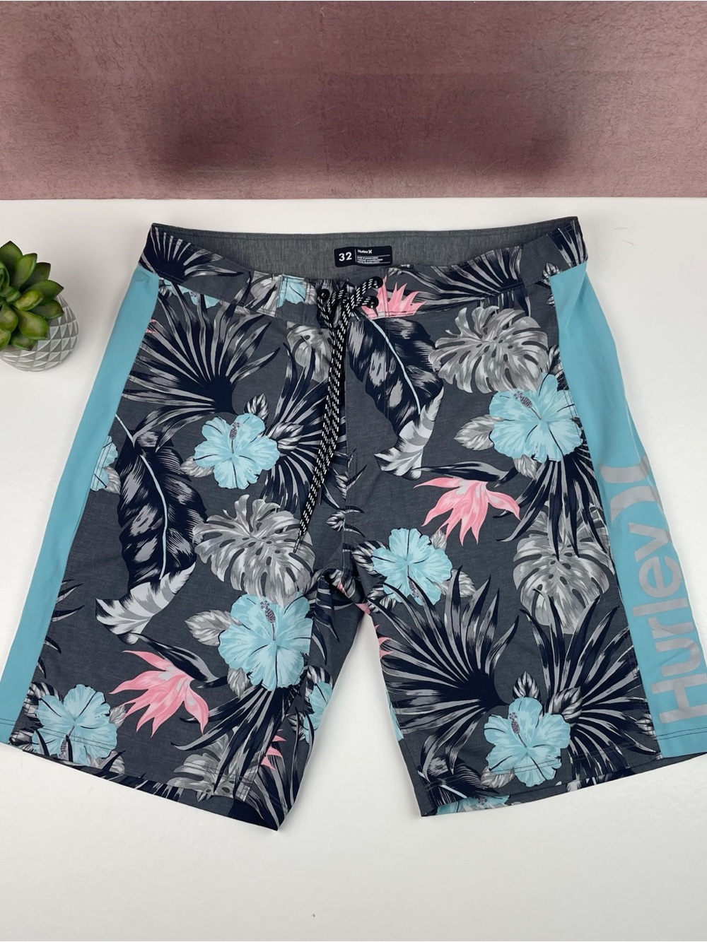 Hurley Blue Gray Floral Tropical Swim Trunks Shorts Men Size 32